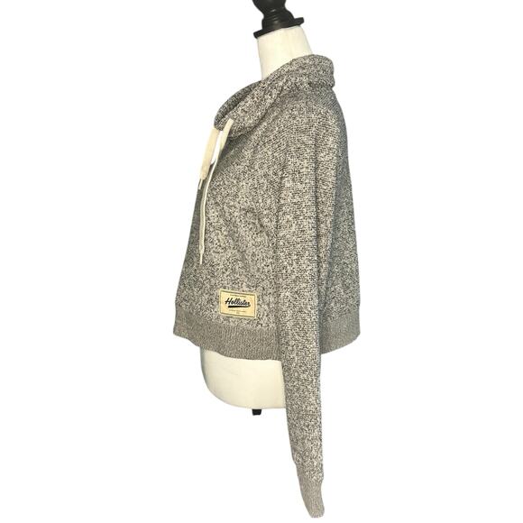 Hollister Long Sleeve Crop Turtle Neck Top Medium Gray White - Picture 2 of 4